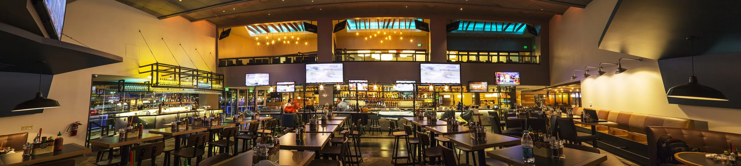 Sports_Bar_1.jpg