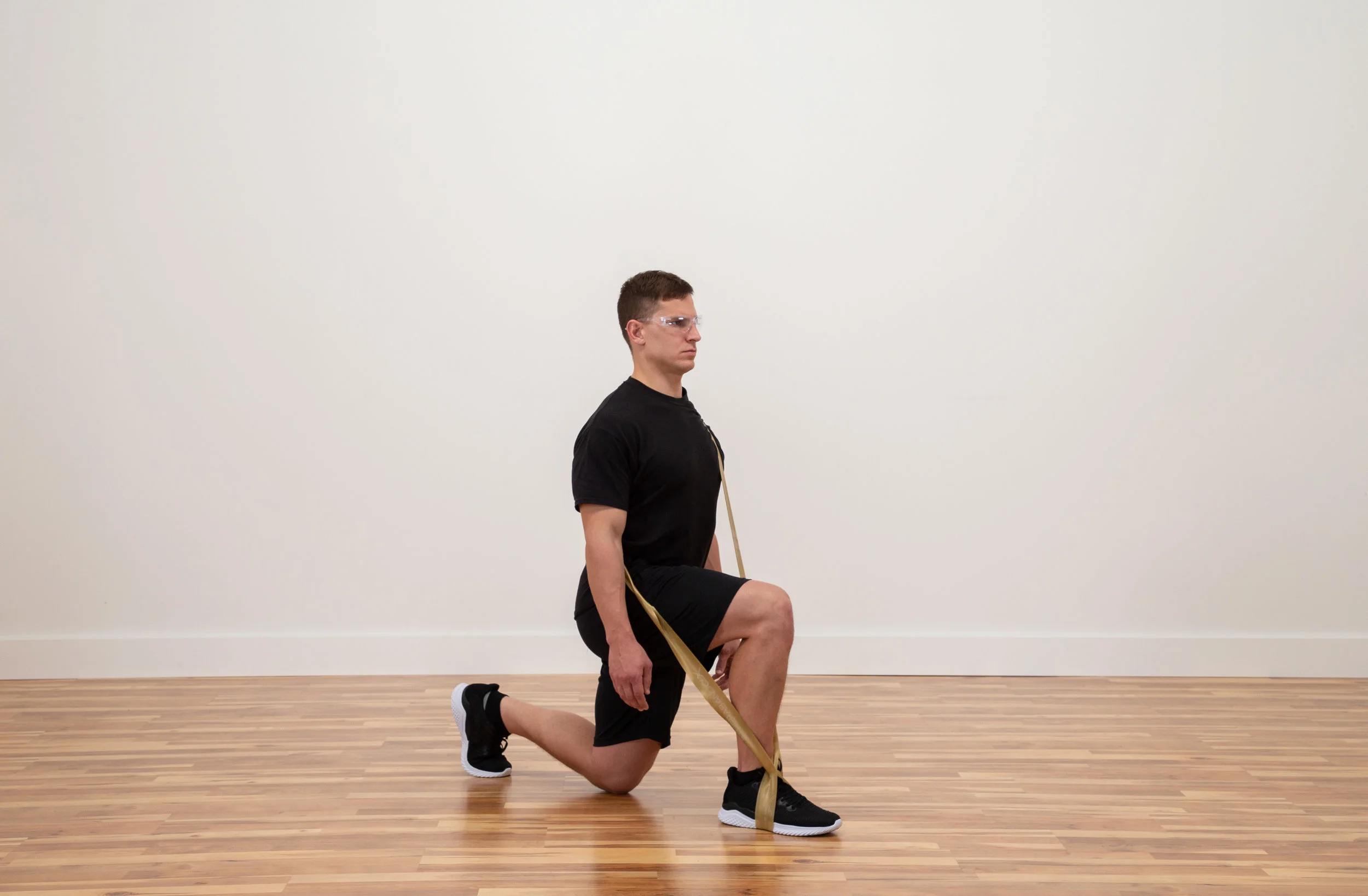 1DC_6201_Lunge 2.JPG