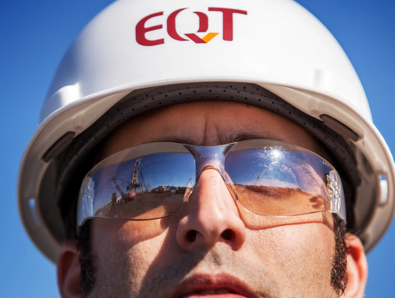 EQT-0122-091021.jpg