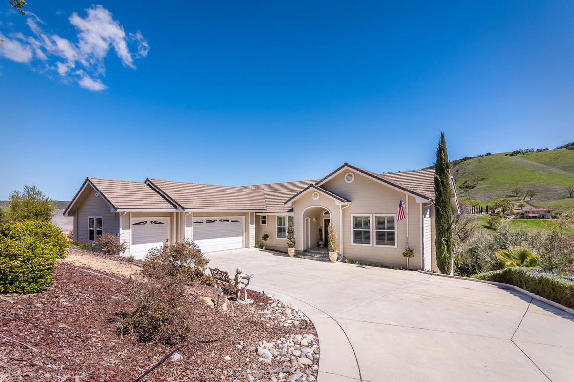 9942 Flyrod Dr Paso Robles CA-MLS_Size-001-2-Front of Home-1152x768-72dpi.jpg