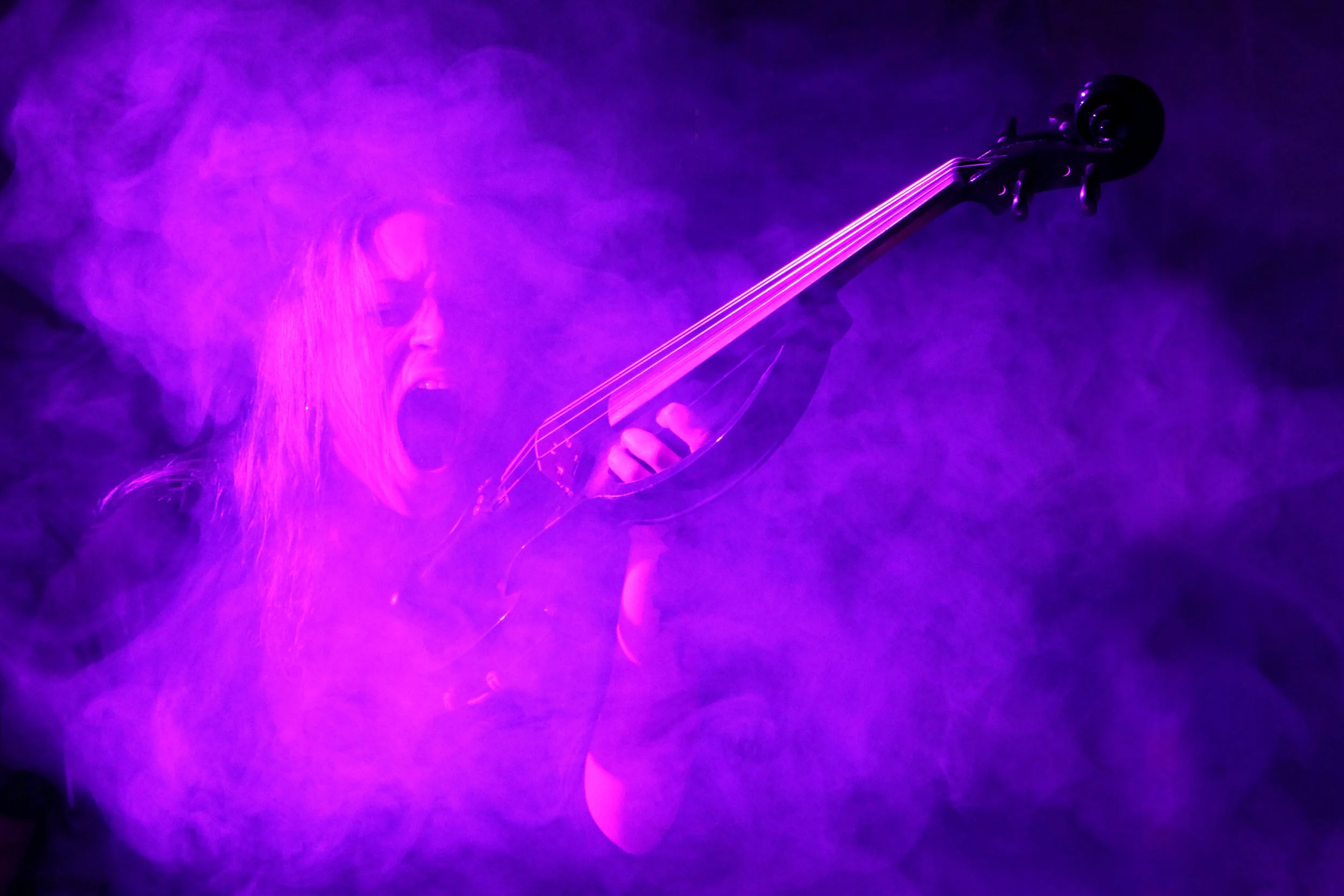 luxul live at the Scald Process release show (2017)