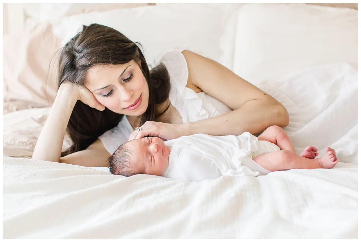 newmomwithbabyctnewbornphotography.jpg