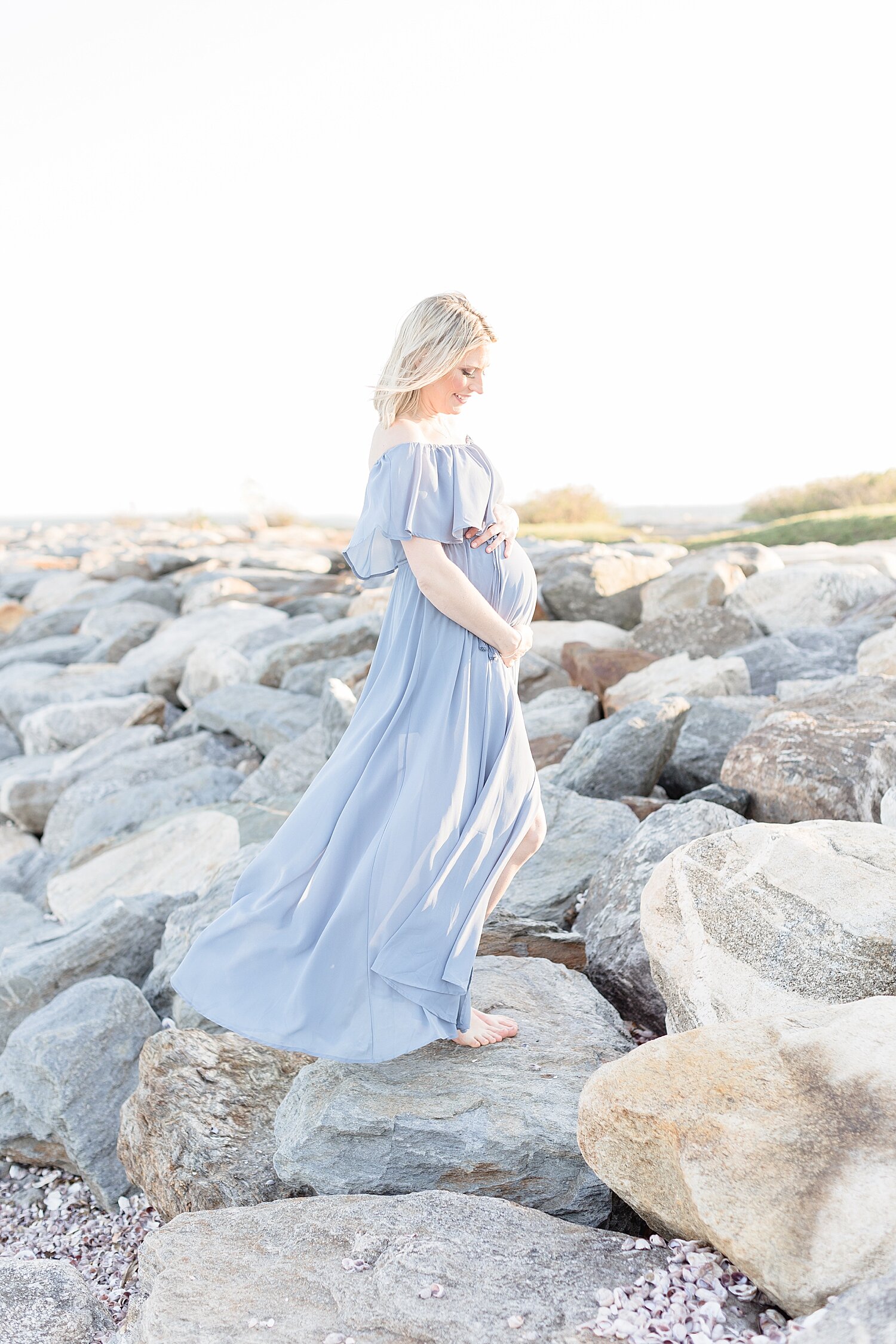 sunset-maternity-session-sherwood-Island-state-park_0005.jpg