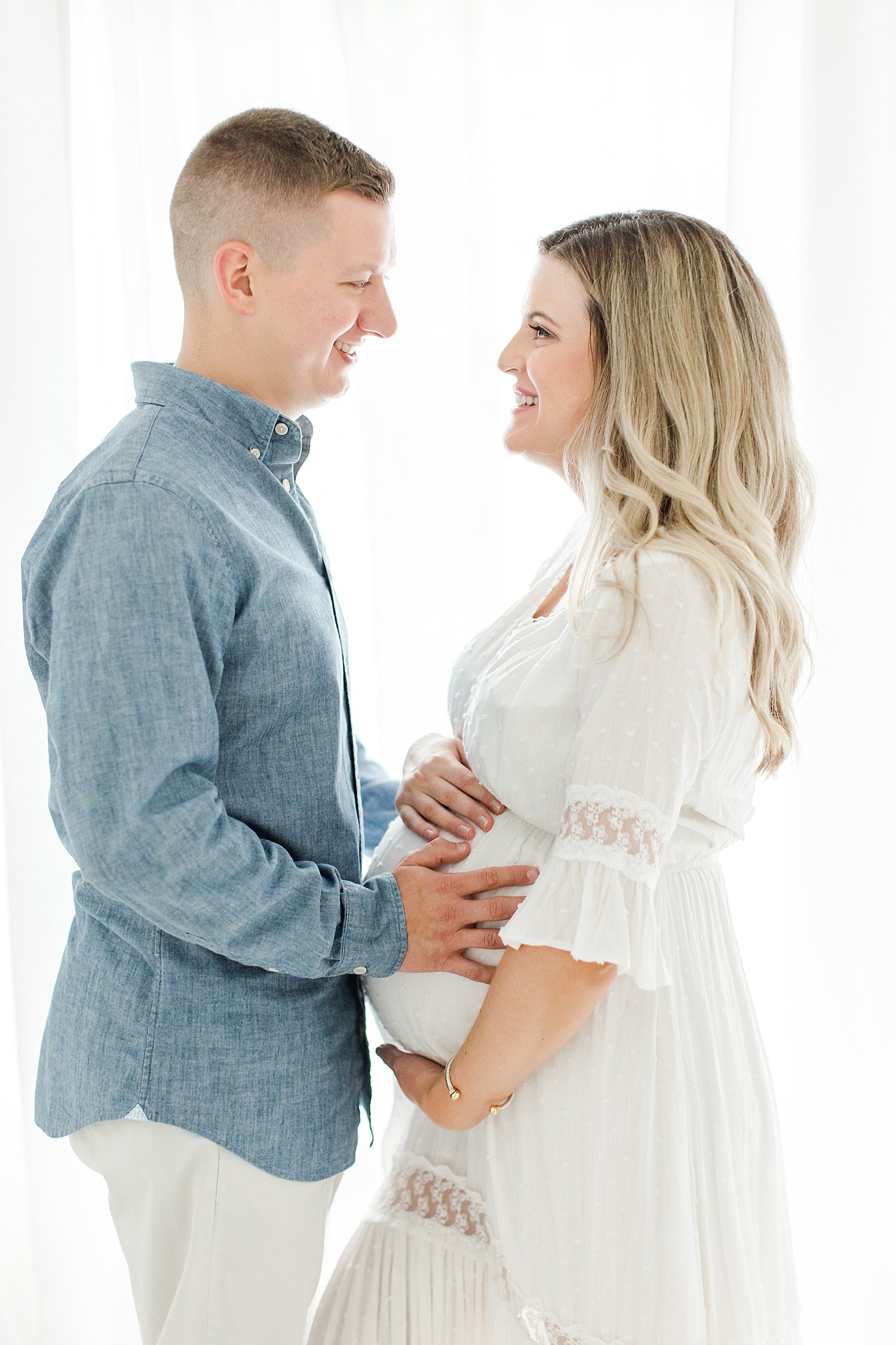 studio-maternity-session-westport-ct_0017.jpg