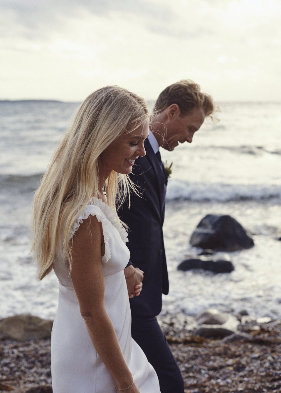 Peter&Mathilde_120920_04_RøsnæsStrand_24026_Lowres.jpg