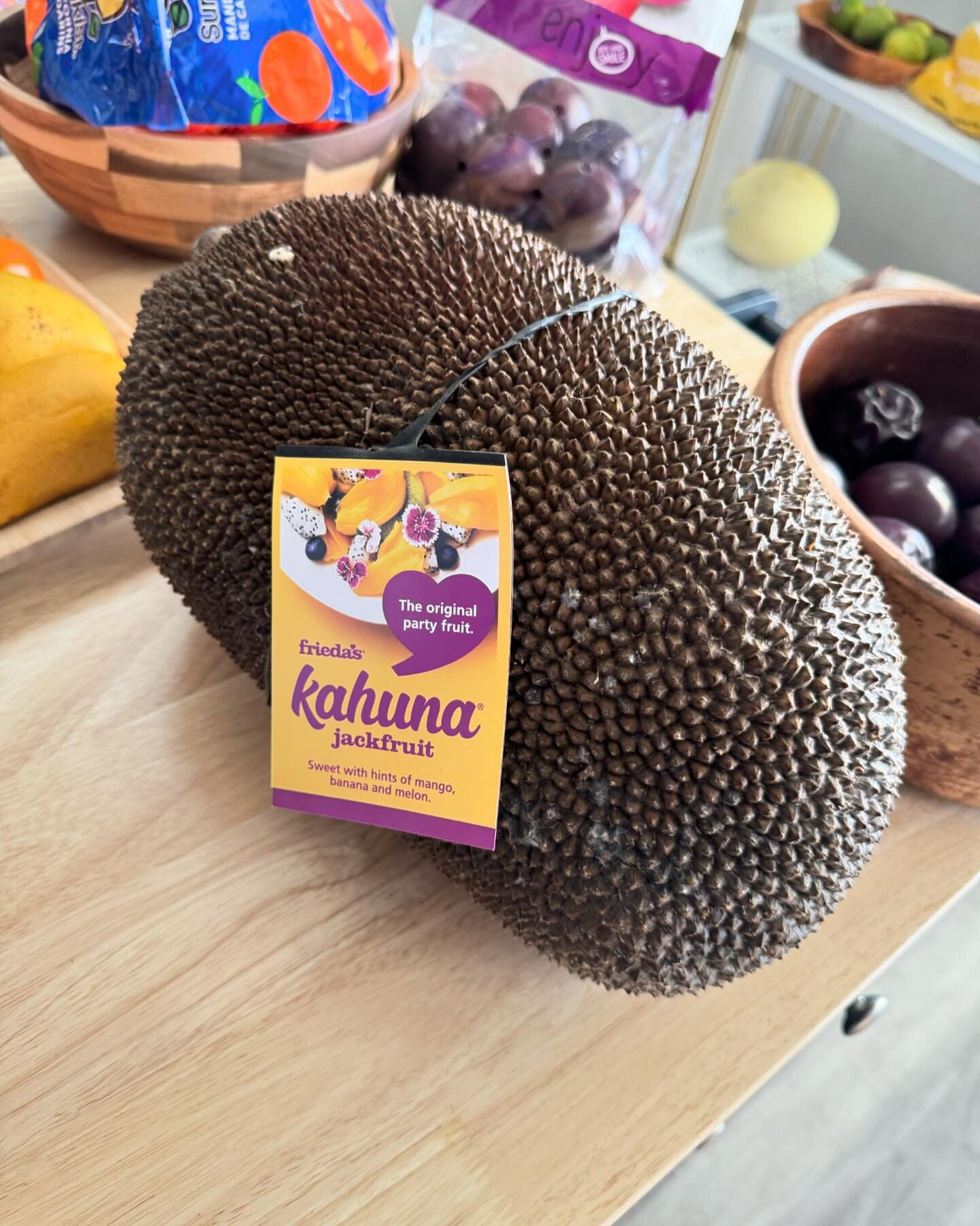I got this jackfruit in Whole Foods and I just have some questions . 
I&rsquo;ve never seen the inside parts be brown , the bulbs still taste okay 6/10 in comparison to the 9/10 jackfruit I ate in Miami . 
What are your thoughts ? I heard jackfruit i