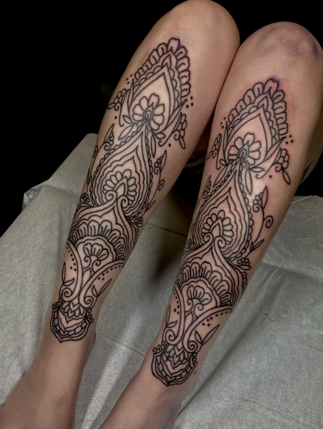 🌀 Throwback to another cool ornamental from 2021 

#blackwork #ornamental #ornaments #shintattoos #blackworkers #linework #boldwillhold #keishanicoletattoo