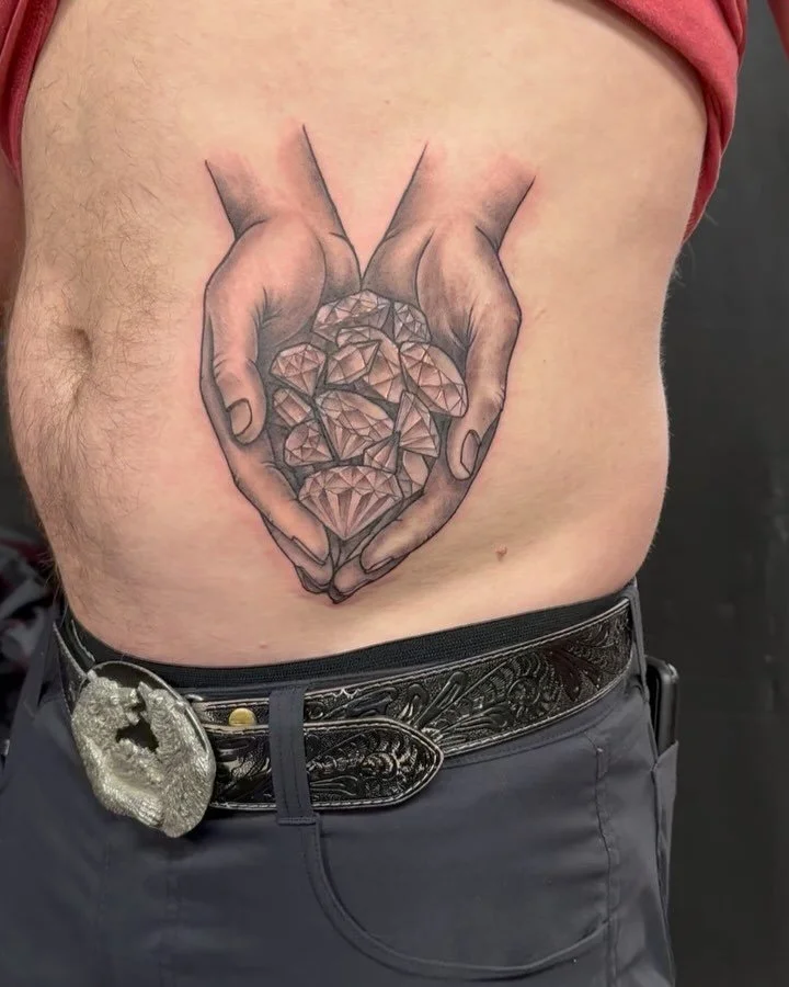 Hello to one and all. If anyone is interested in a tattoo from me? DM me so I can get you in. I have some time availability coming up. I hope you have a beautiful day! #tattoo #stomachtattoo #handtattoo#bendoregon #bendtattoos #bendtattoo #bend #gems