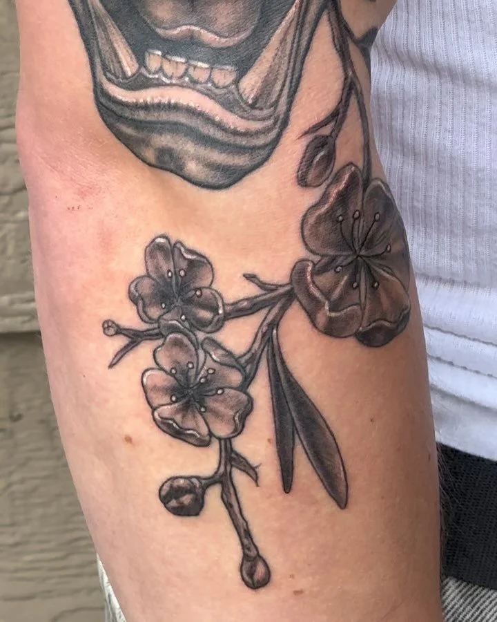 #armtattoo #tatt #tattoo#tattoos #taotattoo #tao #skyhigh #art #inprogresstattoo #inprogress #bend #bendoregon #bendtattoos #bendtattoocompany #bendtattoos  #artist #tattooartist #tattooartwork #oni #onimask #onimasktattoo