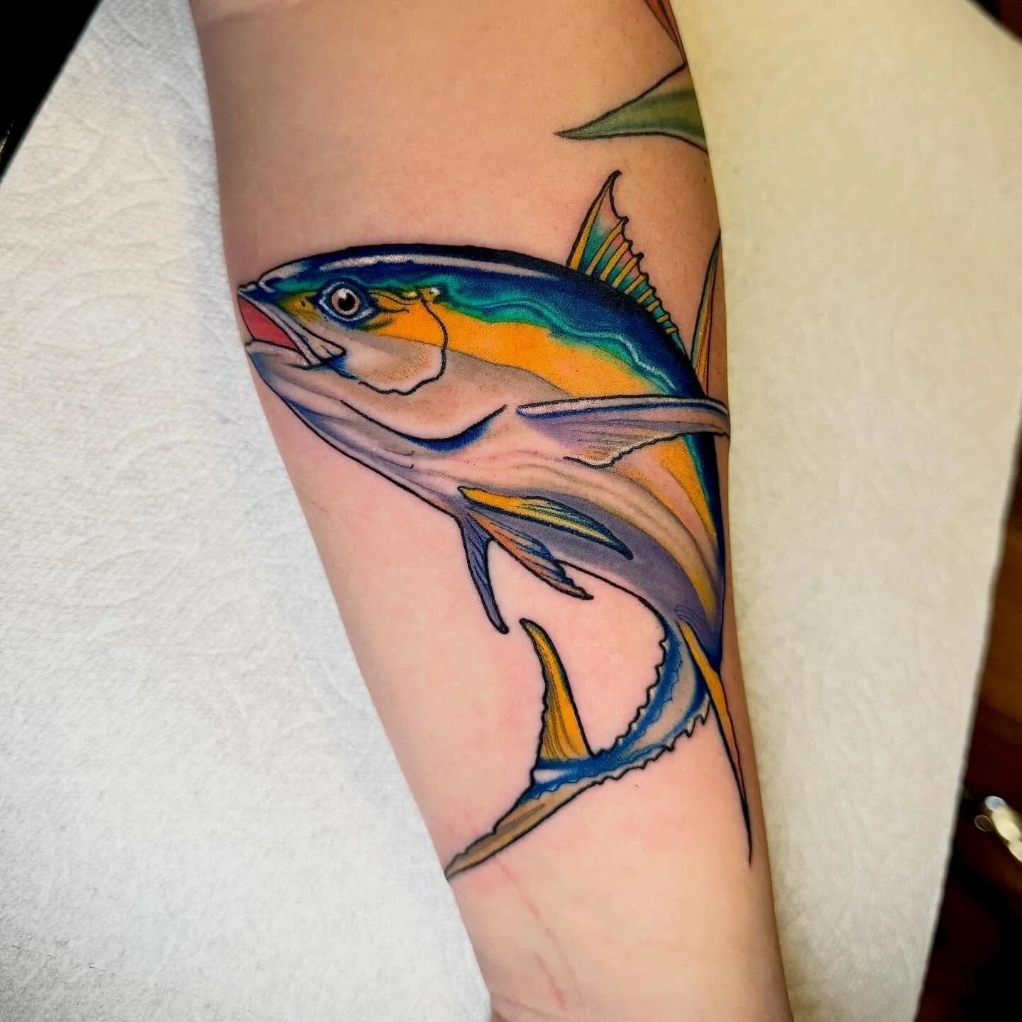 Tuna Fish 
#tunatattoo #centraloregontattoos #keishanicoletattoo #bendoregontattoos #darknouveautattoo