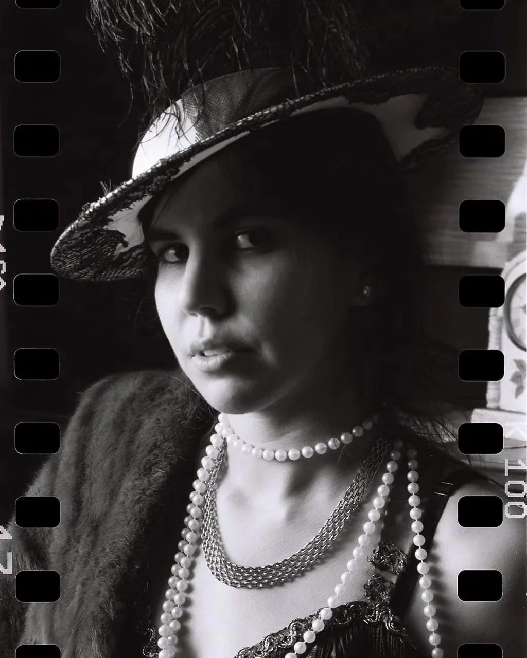 Trying some 35mm film on my mamiya! 

#filmphotography #sprocketholes #womanportrait #1930s