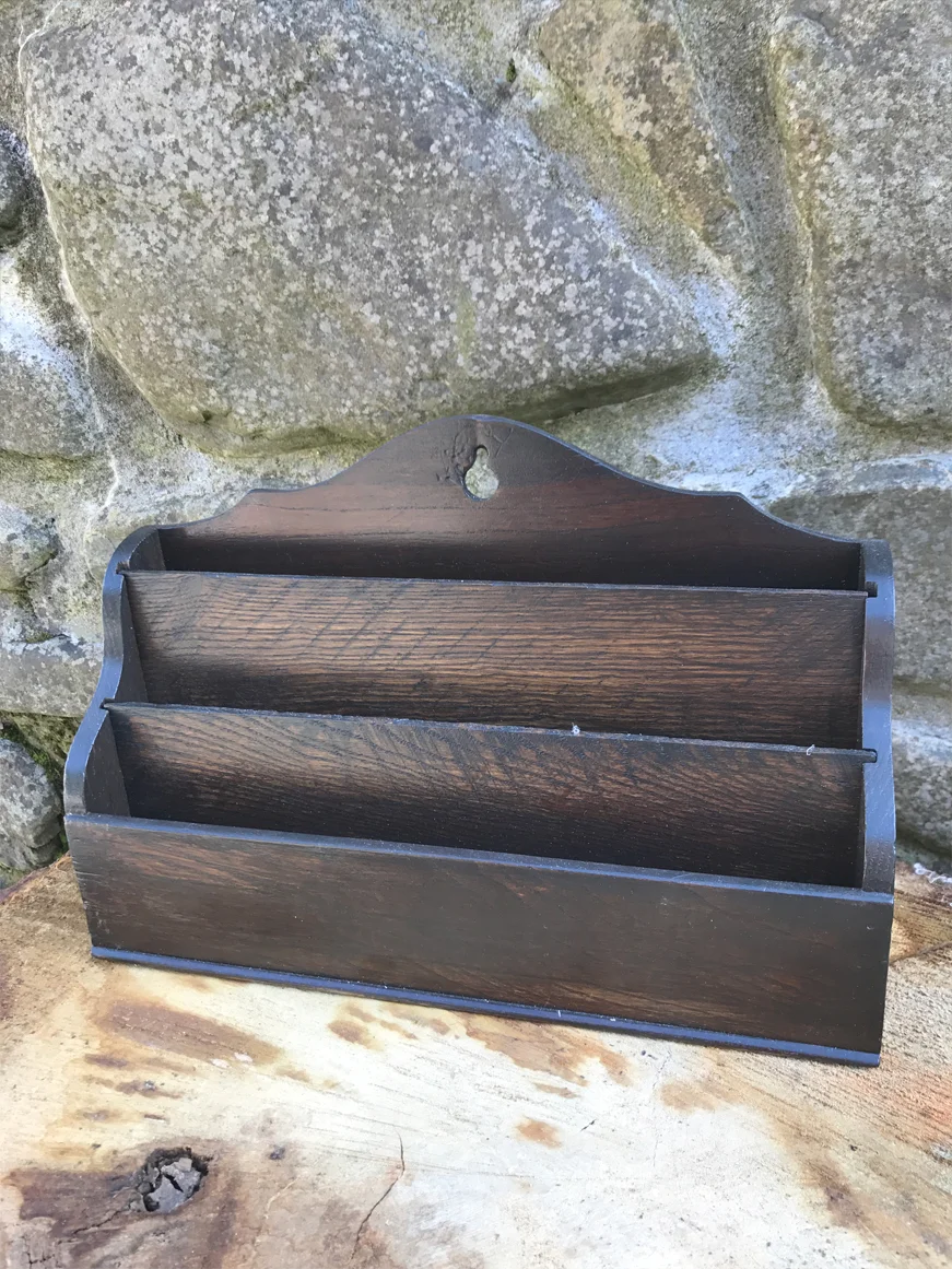 Leaflet holder £2.00