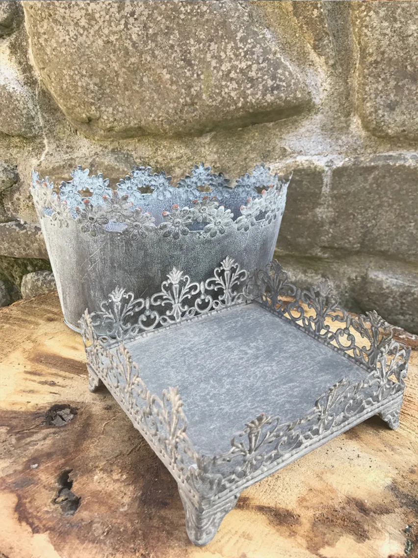 Tin decorative holders £2.00