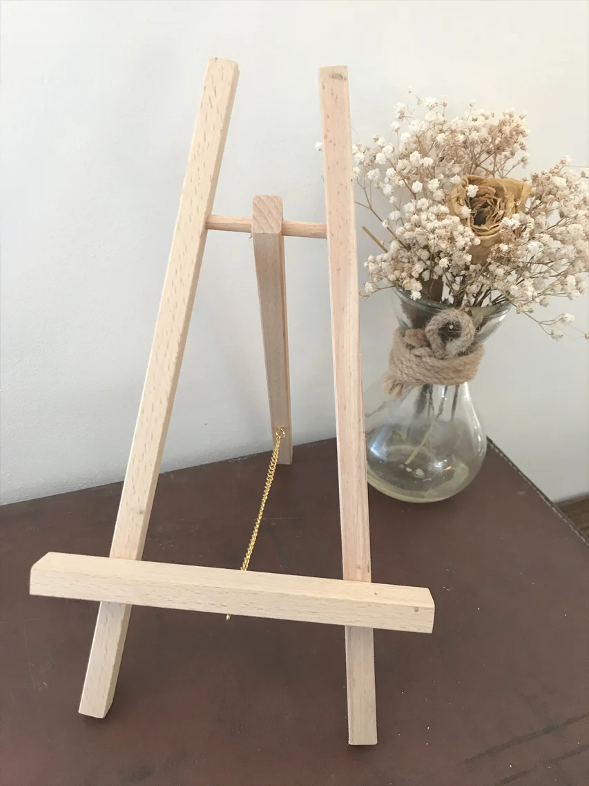 Small easel £1.00