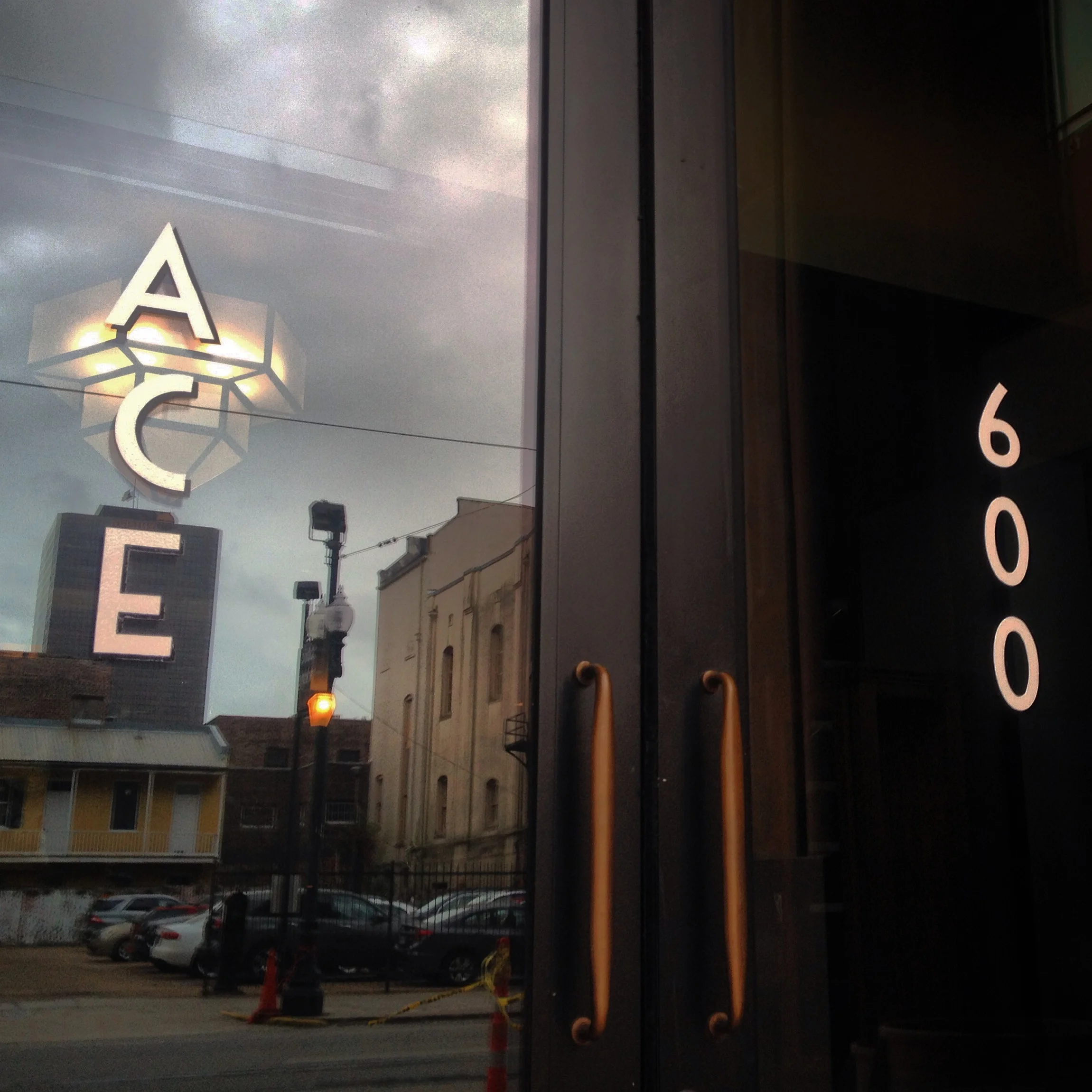  ACE HOTEL NEW ORLEANS 