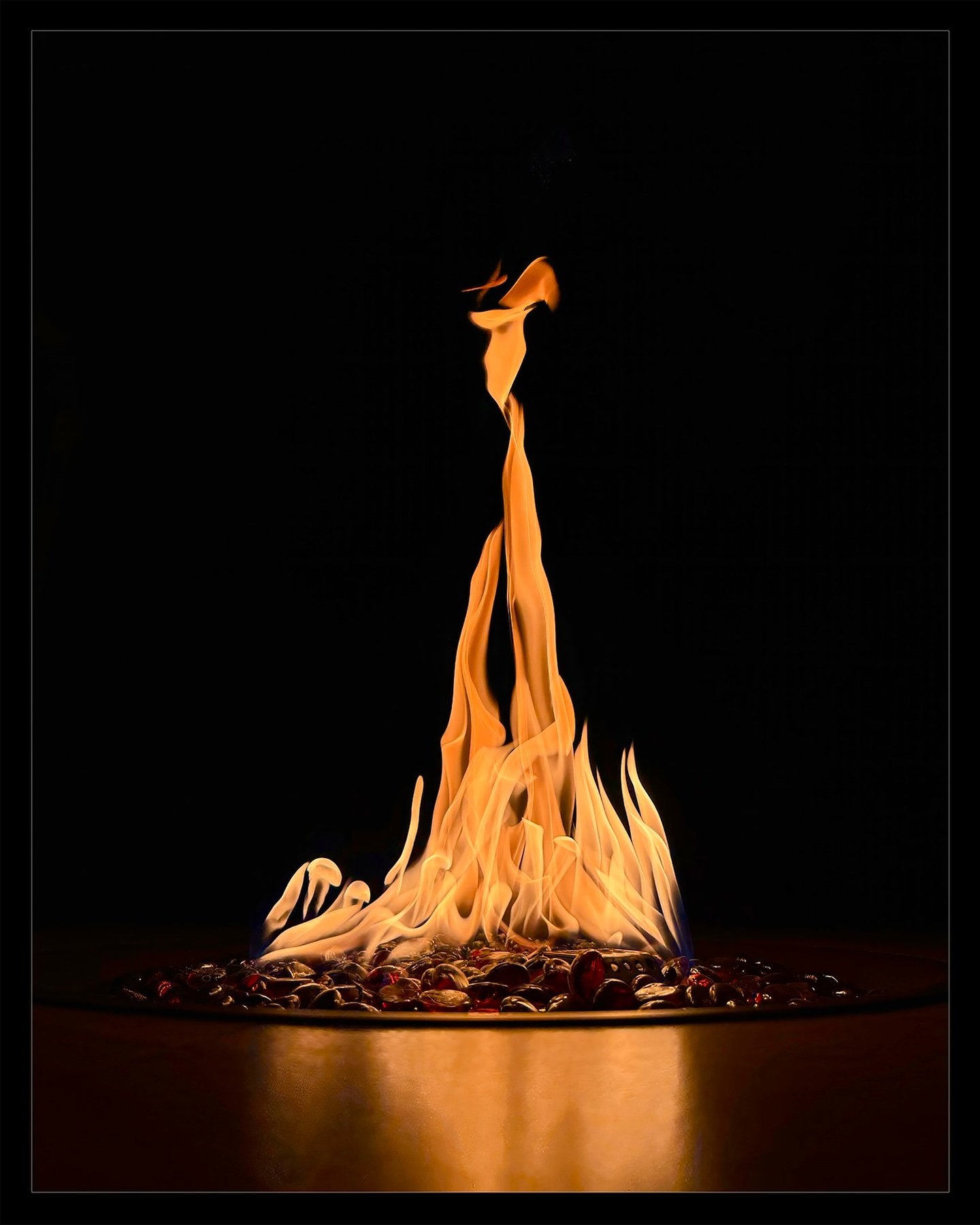 🔥 | Shot on iPhone 16 Pro Max

#fire #shotoniphone #iphone16promax #firephoto #firephotography #firephotographer #inflames #flames #backyardphotography #firestarter #pyrography #pyrotechnics #flaming_abstracts #abstractphotography #coolshots