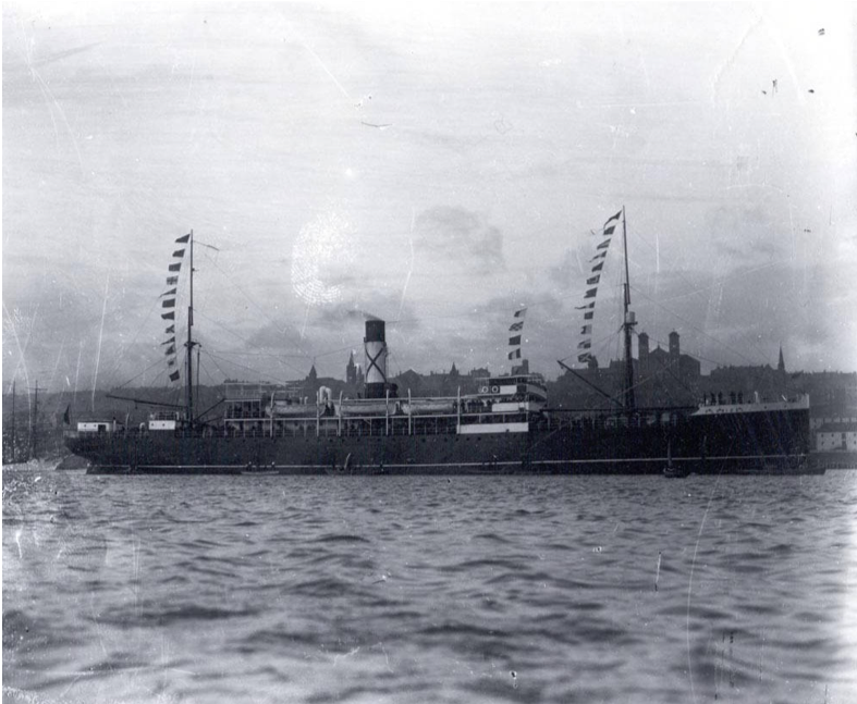 Ships in harbour, St. John's. S.S. Florizel , with bunting flying, 4 October 1914. Image from Memorial University of Newfoundland, Digital Archives Initiative.