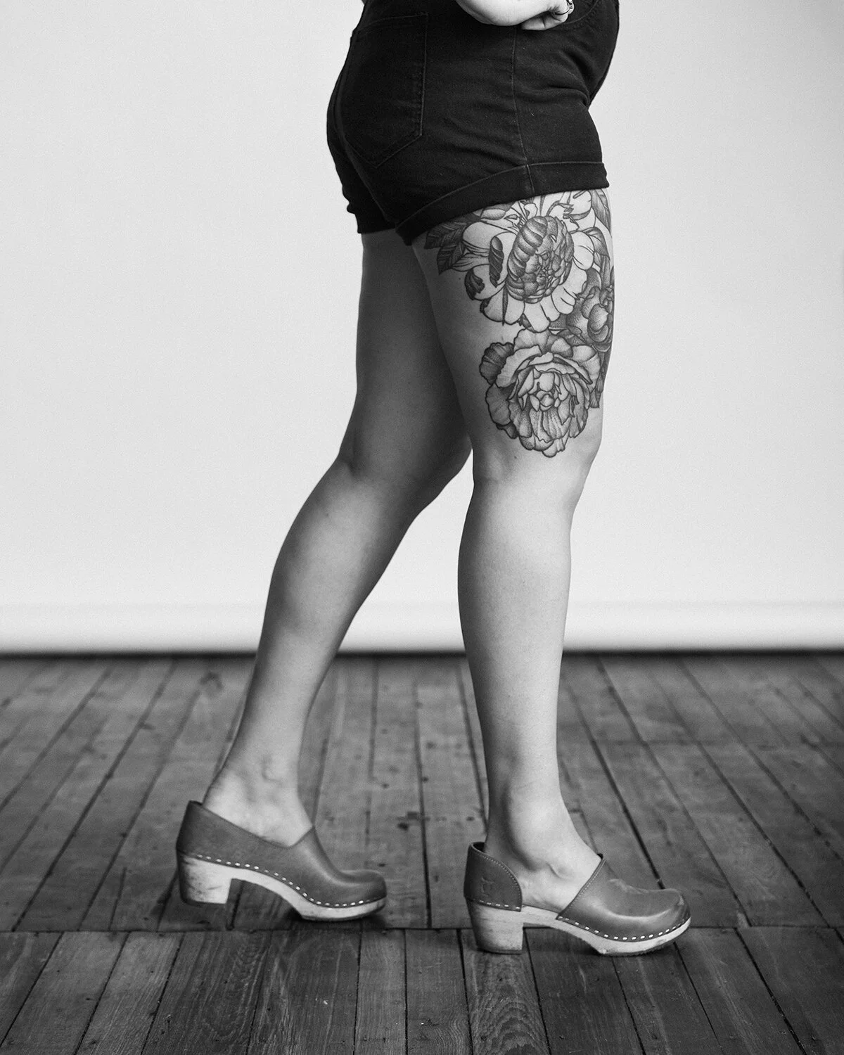 Ashley_Legs_web.jpg