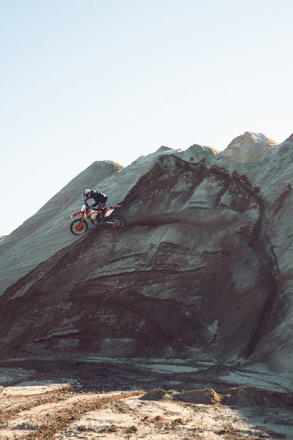 TylerHillclimb_Wide_NJSand1.jpg