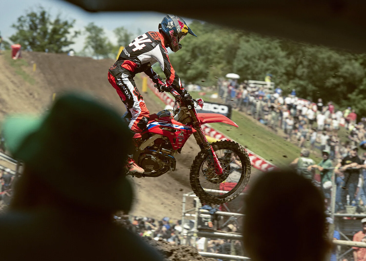 Roczen_Crowd_Una21.jpg