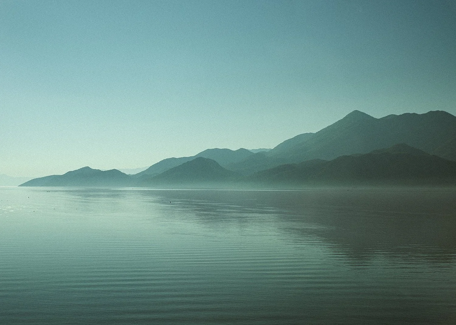 Lake_Landscape2_Mont21.jpg