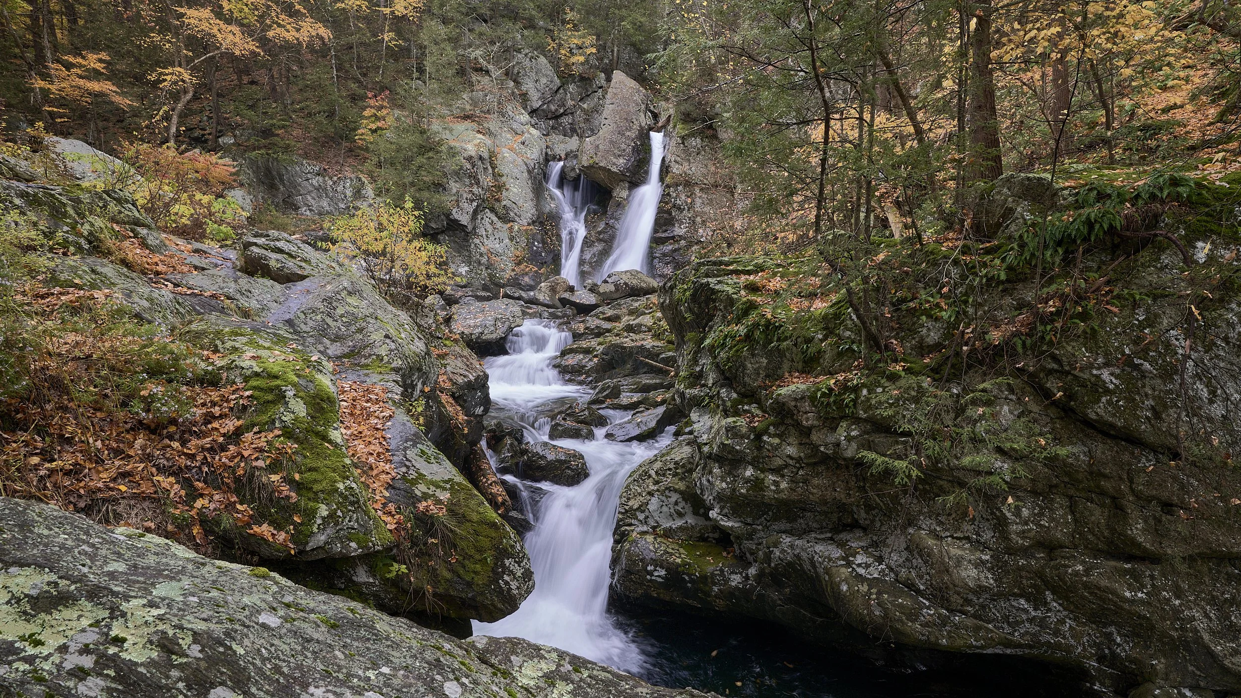 Bash Bish Falls 22-10-24-0109.jpg