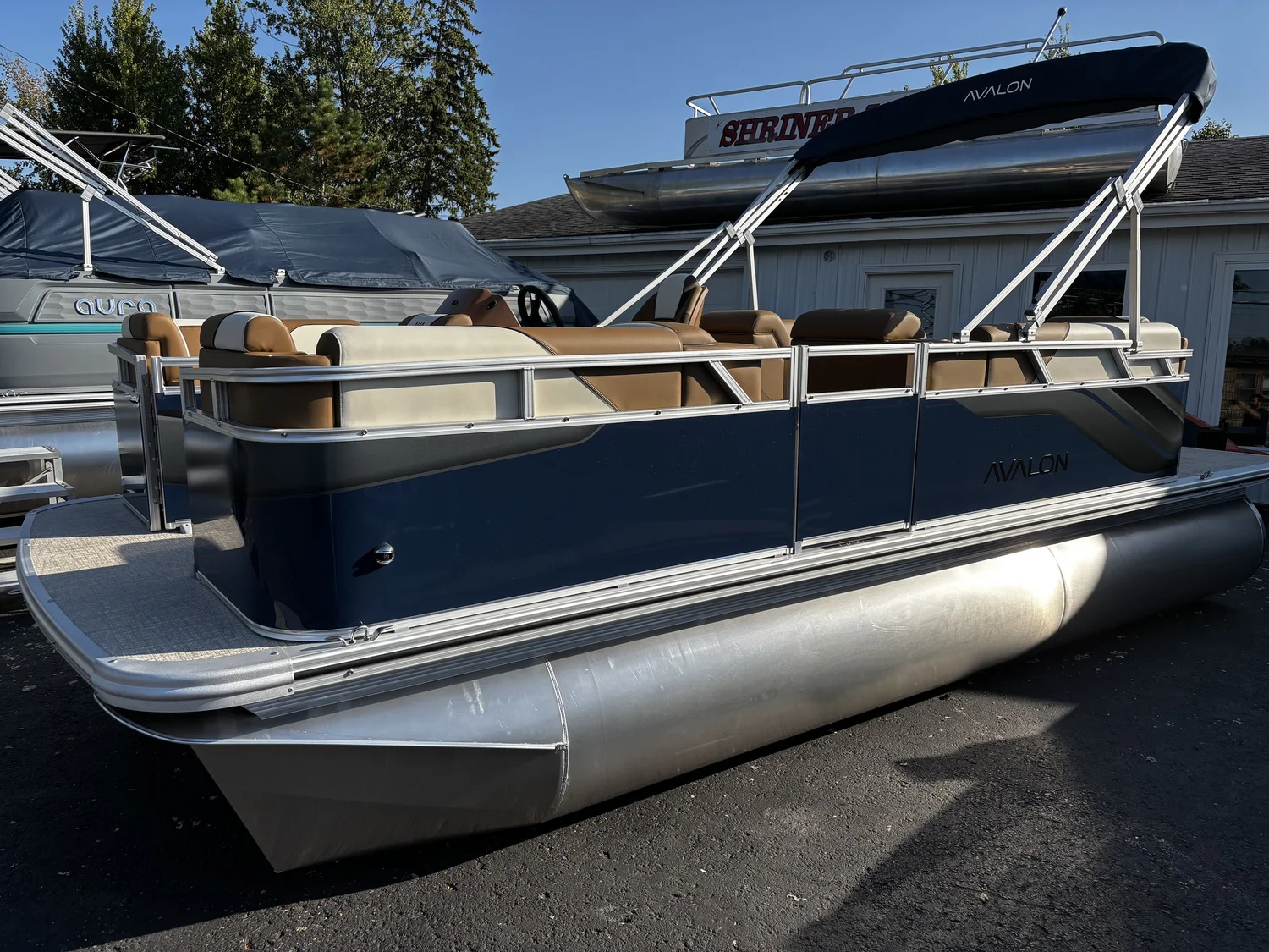 2026 Avalon Venture QL 1980 — Shriner Lake Marine, Inc