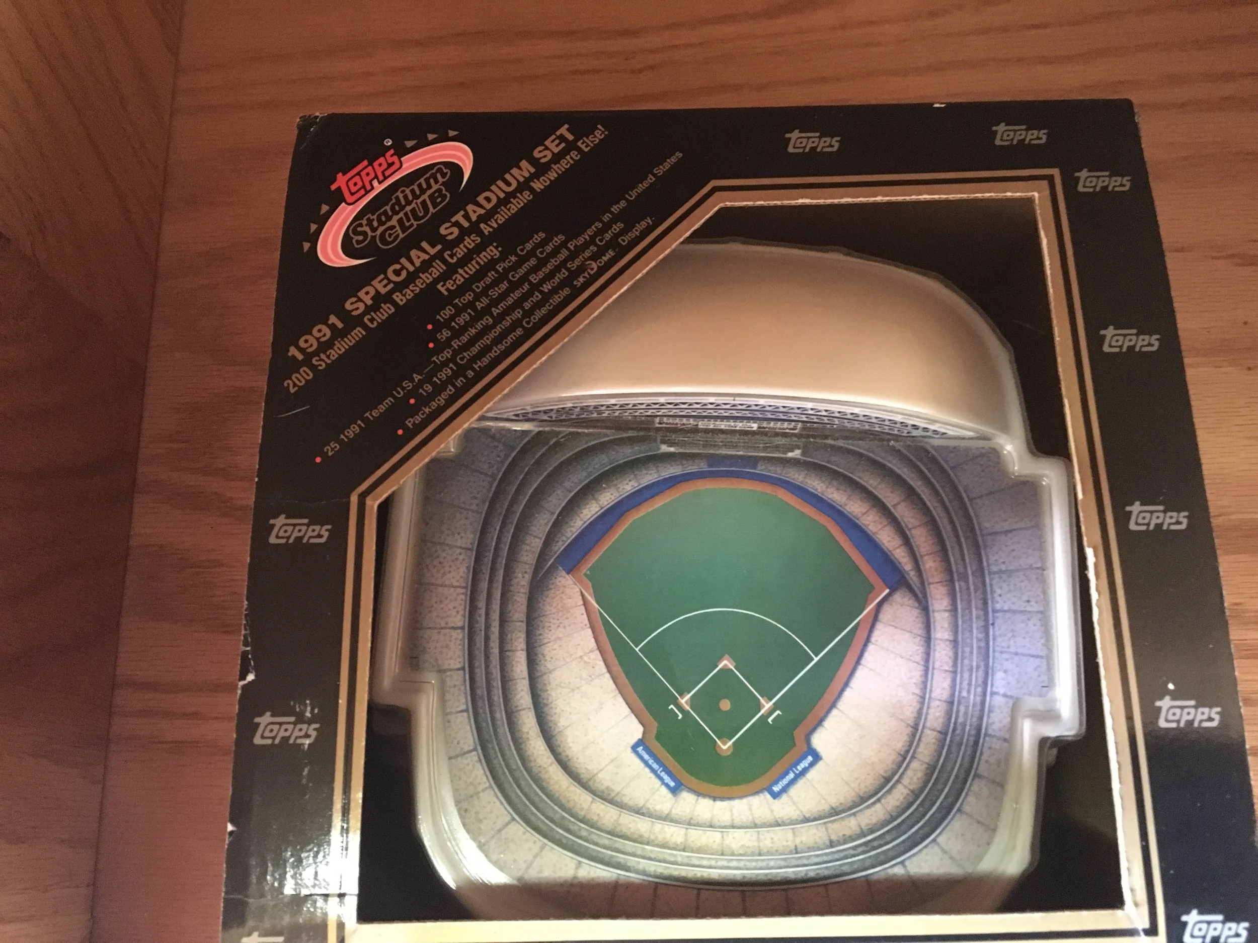 1992 Stadium Club Dome Factory Set w/ Manny Rameriez Rookie