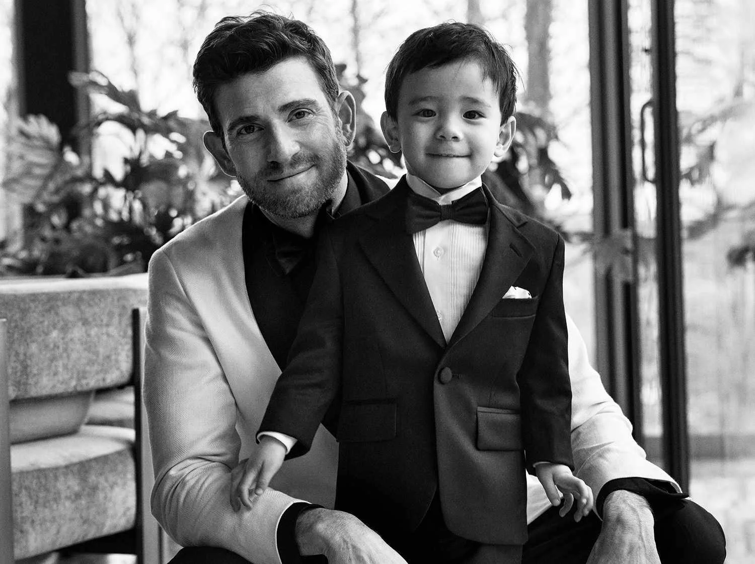 Bryan-Greenberg-Brooks-Brothers-Fathers-Day-Campaign-051724-e2db0cfb37e143b491505fa7066aa5f2.jpg