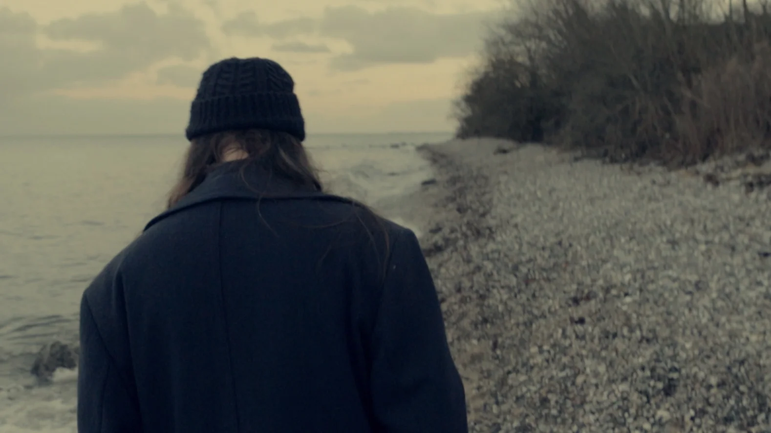 MØ - Hometown.00_02_40_11.Still008 crop.jpg