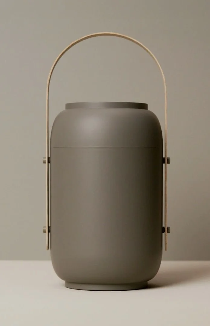 Akari Urn Product thumbnail.jpg