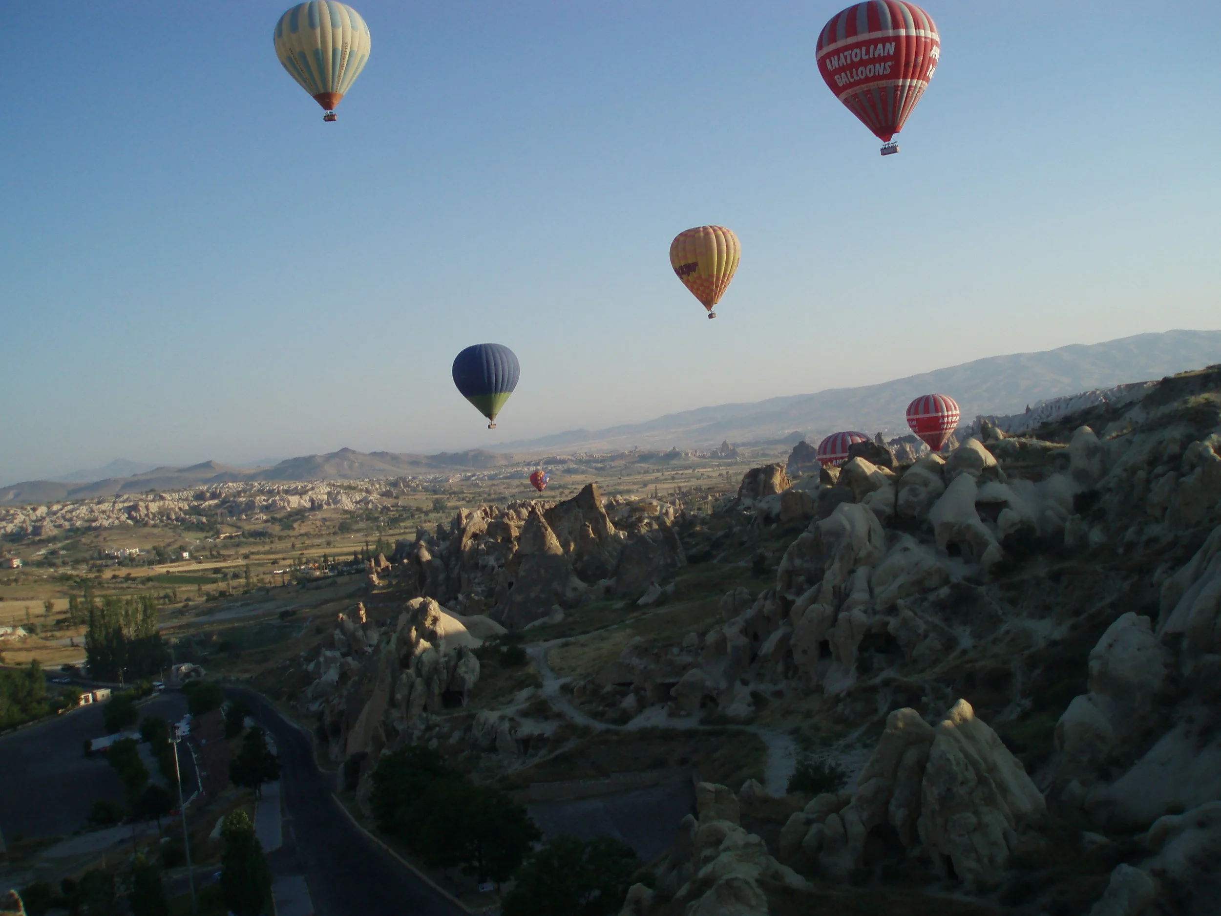 balloons in turkey.JPG