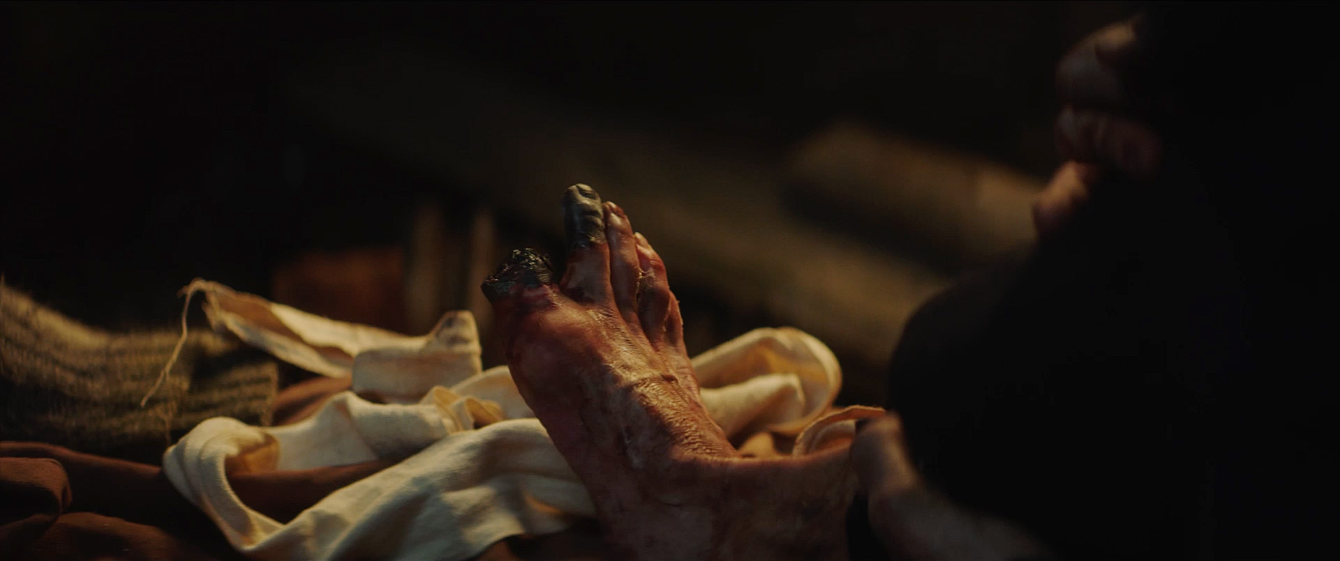 12man_cut_toe.jpg