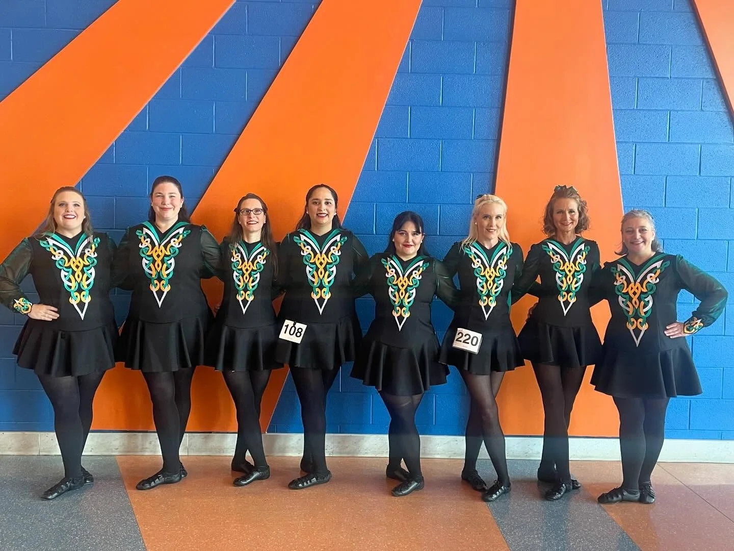 The Lovely Ladies of RAID!! 🩵🧡
All of our Adult dancers and Ceili Teams did great today. Their hard work and passion showed even with the ups and downs of the day. So proud of them!! Way to push through 💪🏻
Can’t wait to keep working and r