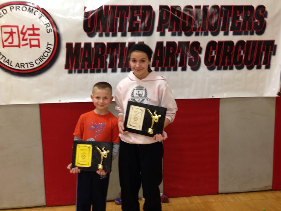 erin-and-gavin-with-plaques.jpg