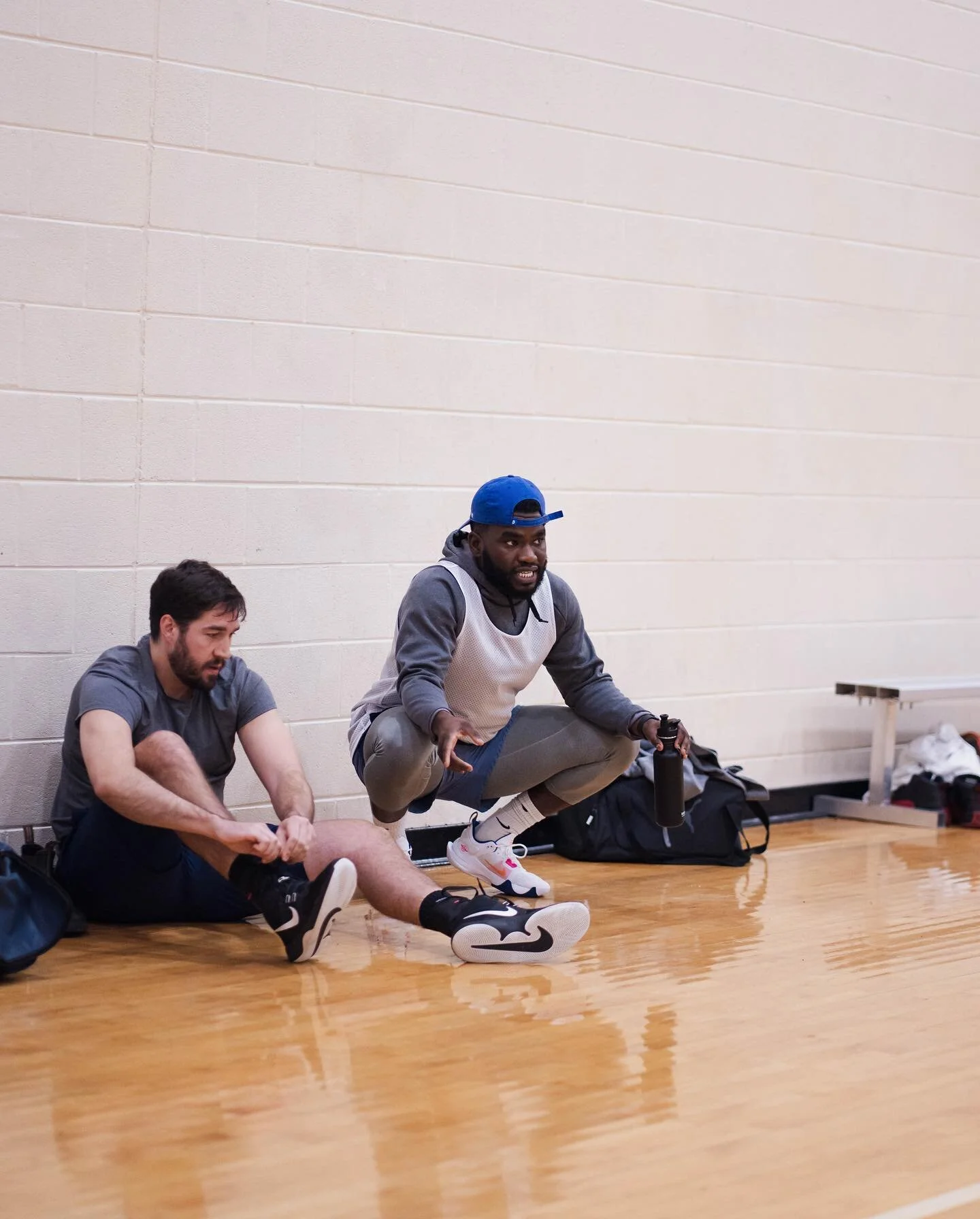 That sideline talk 🗣

Tap in with @squadz @squadzchi &amp; @chicagopeaceleague to support the Chicago community this weekend as they battle @squadzatl &amp; @squadzny in the King of the Coasts tournament in NYC 👑

📸: @michaelhicksjr 

#squadz #lac