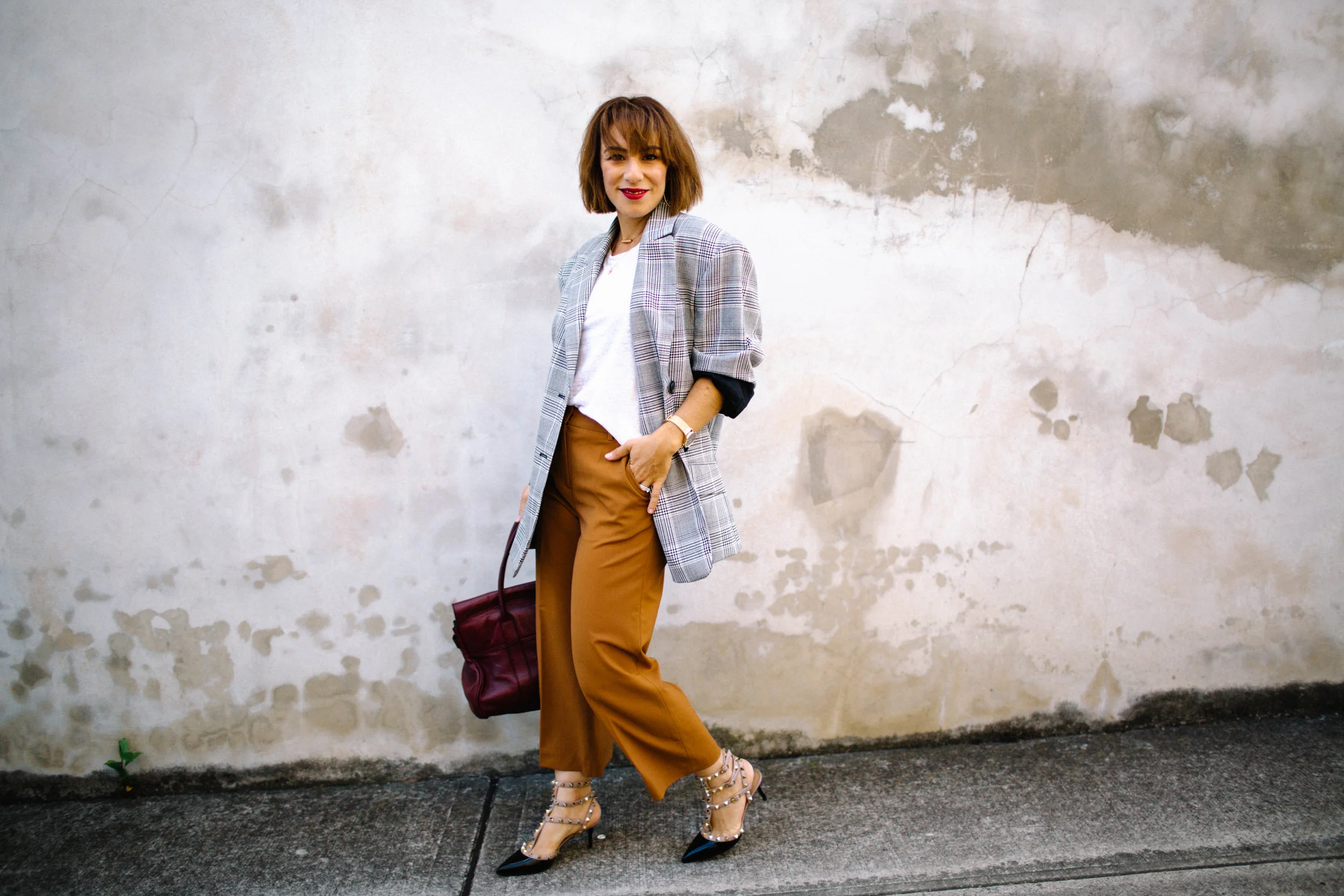 HOW TO BUILD A STYLISH CORPORATE CAPSULE WARDROBE