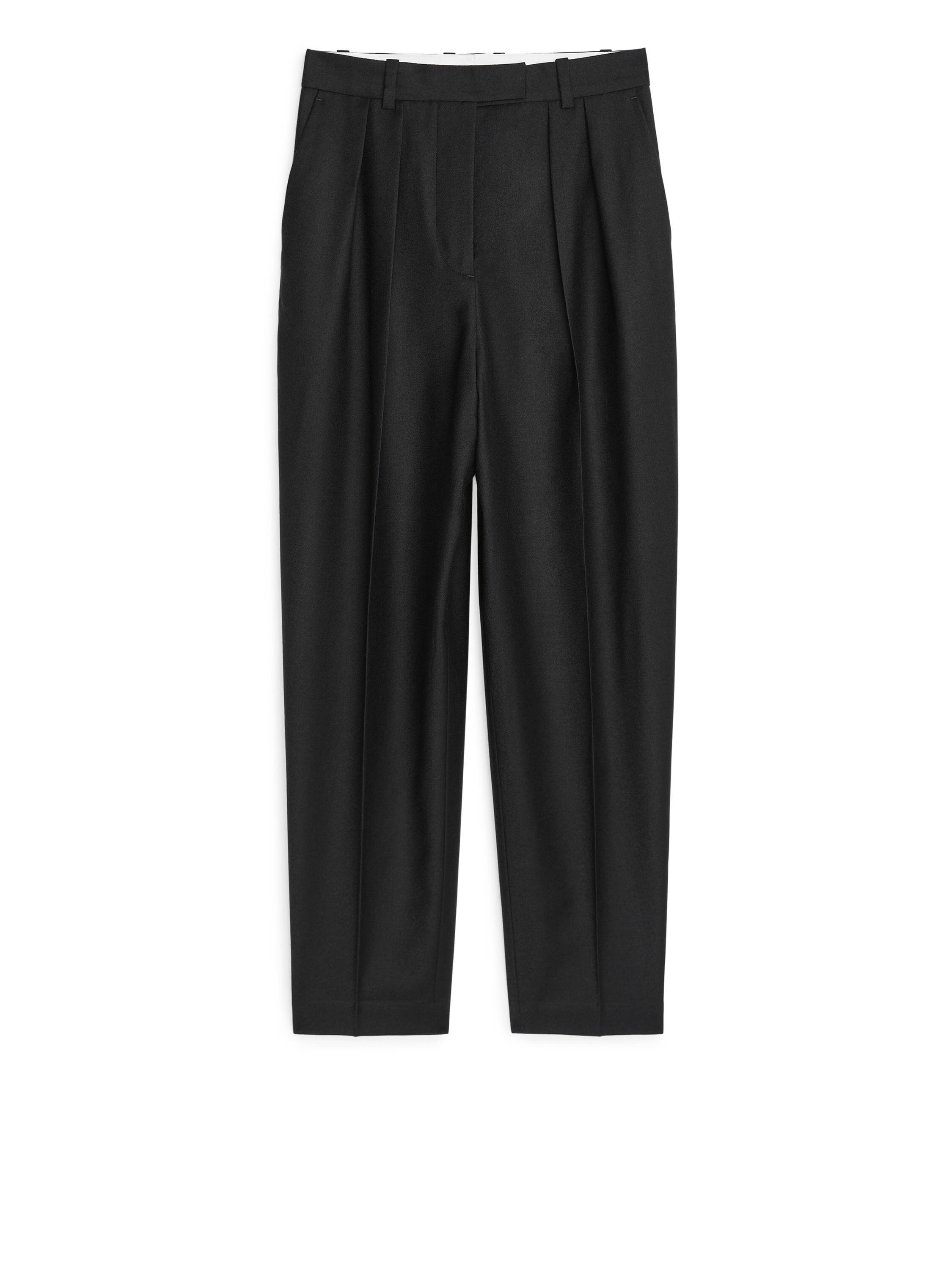 STYLE MASTERCLASS: HOW TO CHOOSE THE BEST PLEAT-FRONT TROUSERS FOR YOUR ...