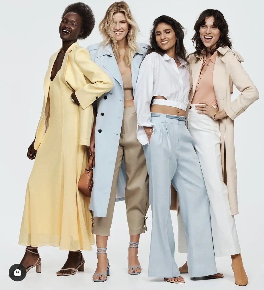 SPOTTED! 
A yellow blazer in the latest @witchery collection which feels so light and airy it literally feels like you can almost touch Spring!  Swipe for a closer look at the blazer - very similar to the one Hailey Beiber is wearing in my post yeste