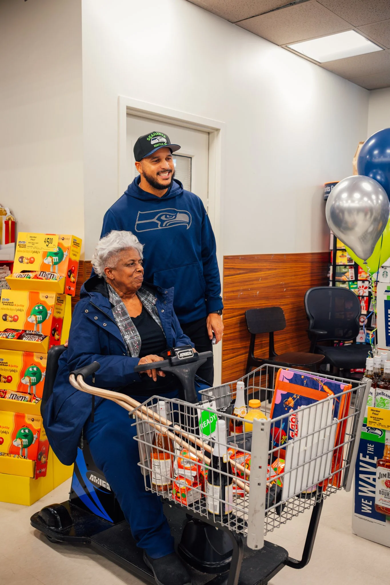 makers_mark_jim_beam_seahawks_safeway_maple_valley_jermaine_kearse.jpg-0069.jpg