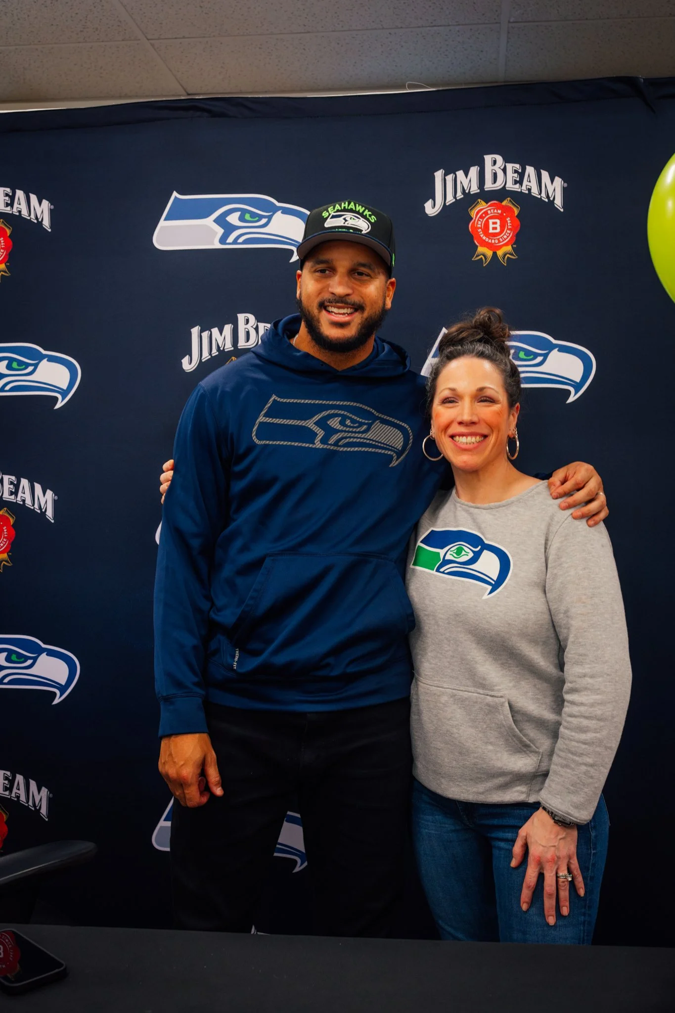 makers_mark_jim_beam_seahawks_safeway_maple_valley_jermaine_kearse.jpg-0122.jpg
