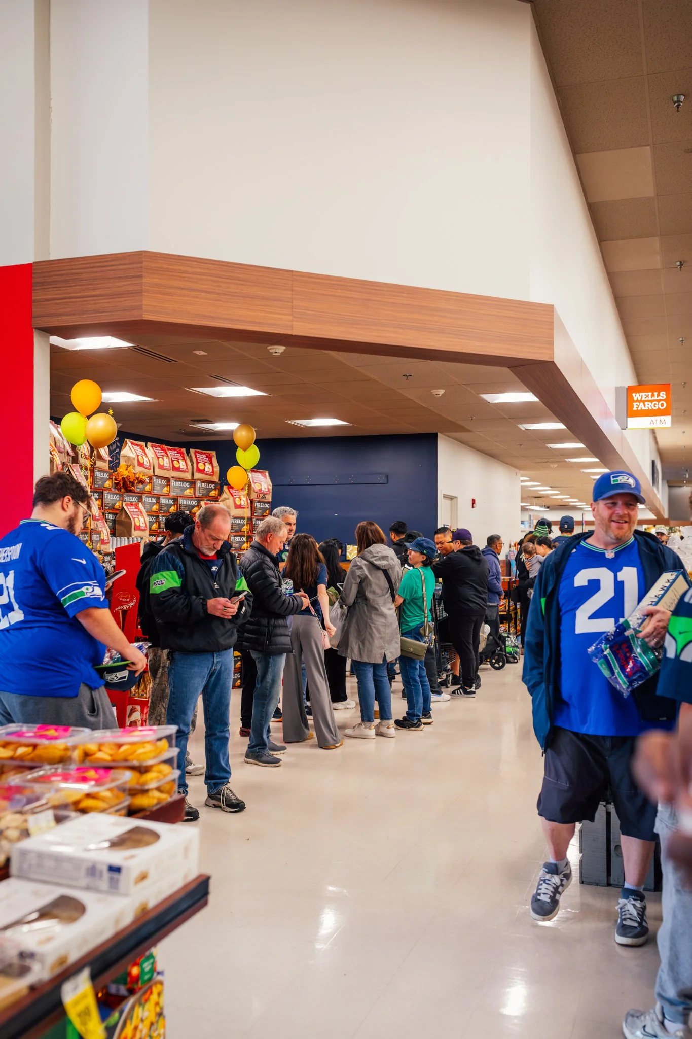makers_mark_jim_beam_seahawks_safeway_maple_valley_jermaine_kearse.jpg-9728.jpg