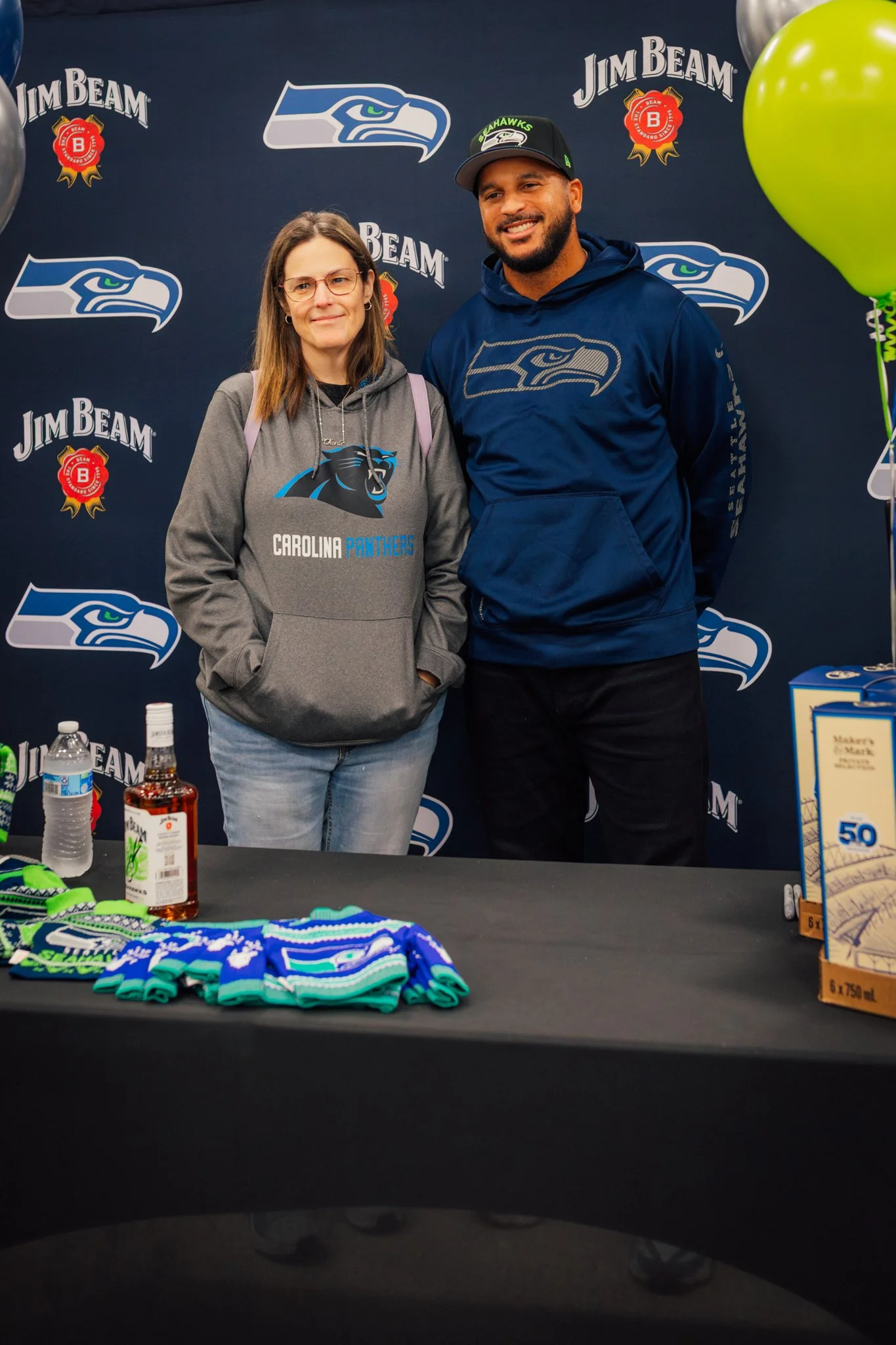 makers_mark_jim_beam_seahawks_safeway_maple_valley_jermaine_kearse.jpg-9820.jpg