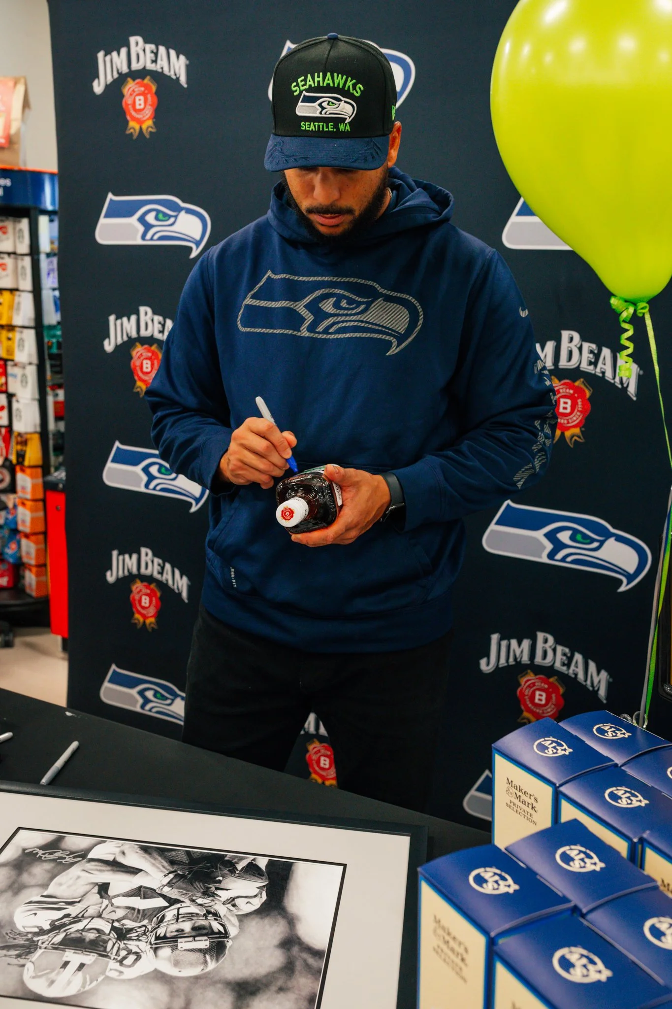 makers_mark_jim_beam_seahawks_safeway_maple_valley_jermaine_kearse.jpg-9894.jpg