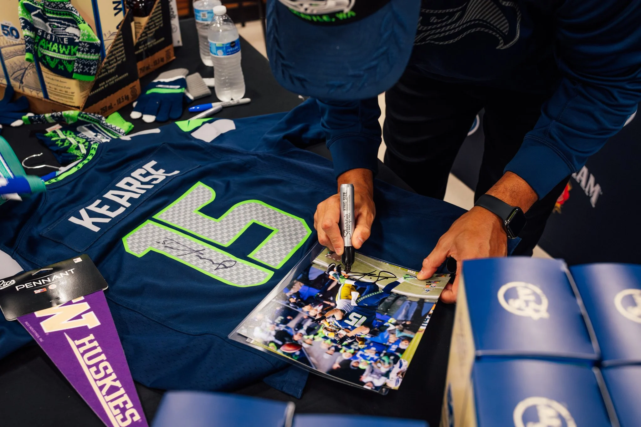 makers_mark_jim_beam_seahawks_safeway_maple_valley_jermaine_kearse.jpg-9911.jpg