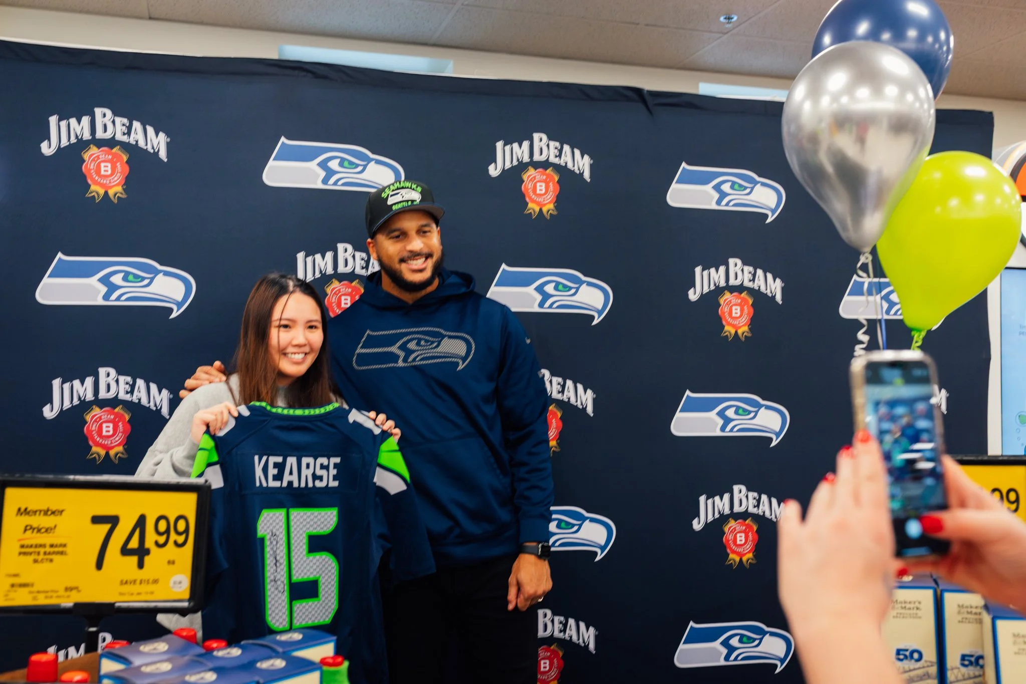 makers_mark_jim_beam_seahawks_safeway_maple_valley_jermaine_kearse.jpg-9979.jpg