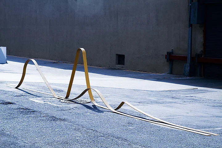 Unparallel Way
