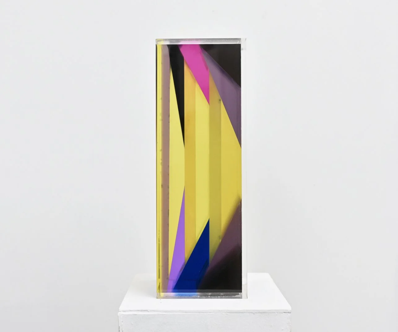  Vision capsule (in order to be unlimited the mind must be limited)  resin, salvaged automobile glass and paint in plexiglass, 17 ½ ” x 7” x 7” , 2024 
