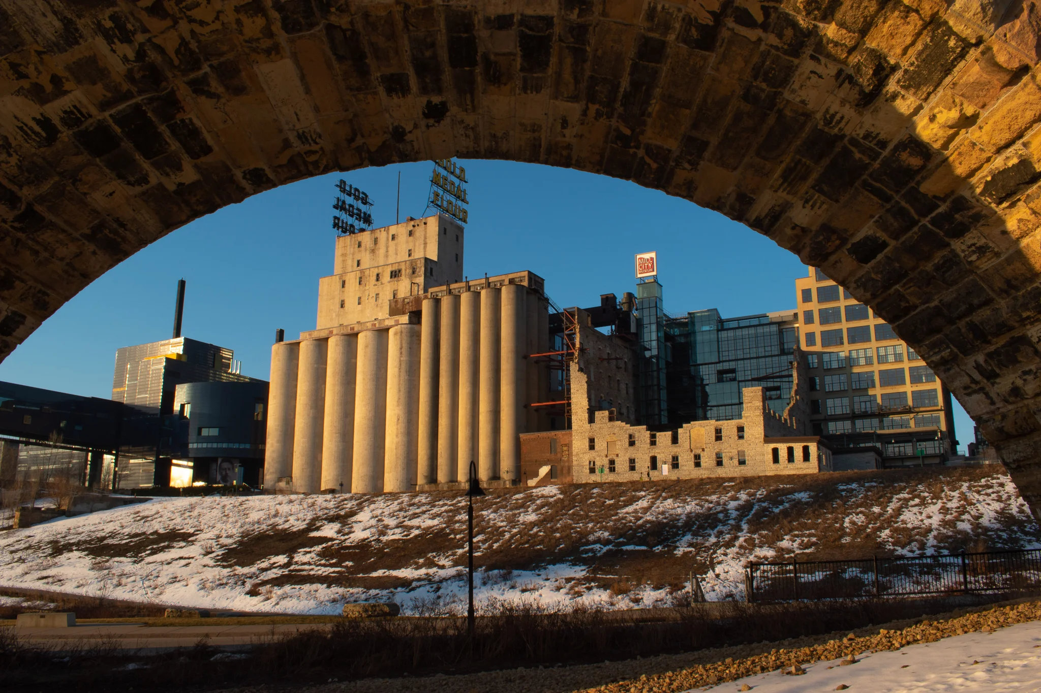 uprooted-traveler-mill-ruins-park-minneapolis-st-paul-minnesota.jpg