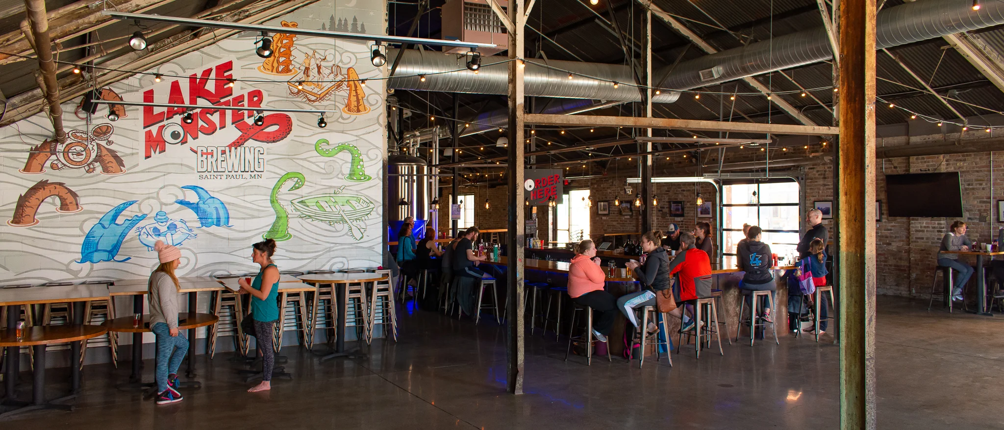 uprooted-traveler-yoga-and-pint-vegan-lakeside-brewing-what-to-do-minneapolis-st-paul-4.jpg